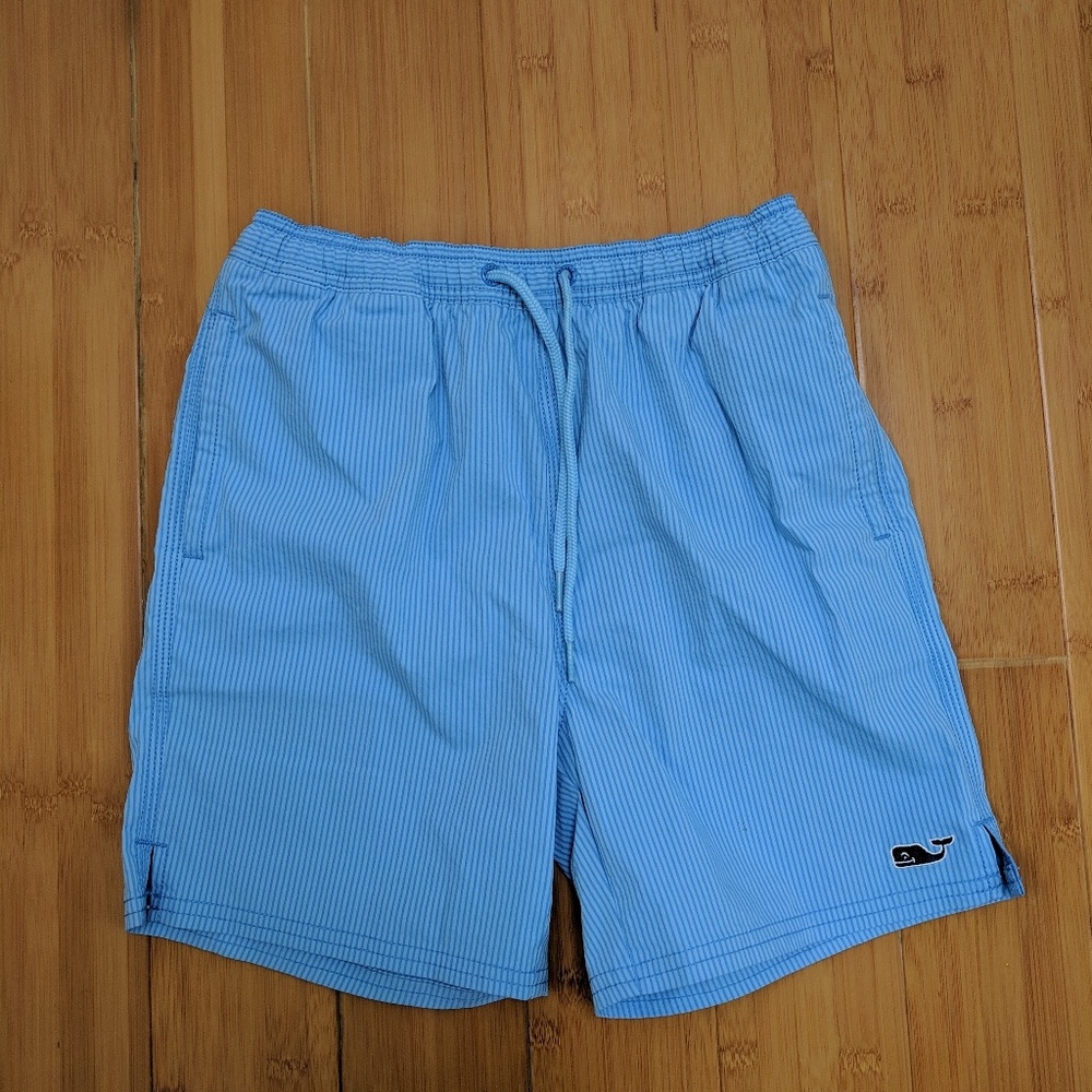 Vineyard Vines Bungalow short